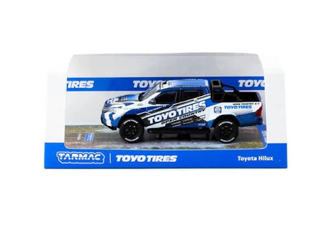Xe Mô Hình Toyota Hilux 1:64 Tarmac Works ( Toyo Tires )