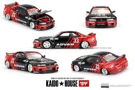 Nissan Skyline GT-R (R33) Kaido Works ADVAN