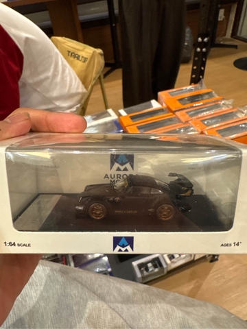 Xe mô hình Porsche RWB964 1:64 AM ( Frosted Black Car)