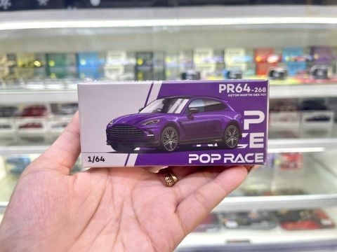 Aston martin DBX 707 - purple storm