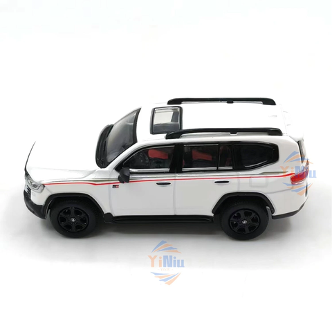 Xe Mô Hình Toyota Land Cruiser 300 1:64 GCD ( Trắng Viền Đỏ )