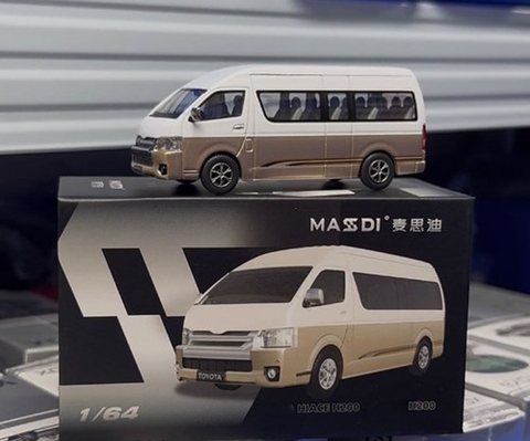 Hiace H200 White Gold Diecast Model Car