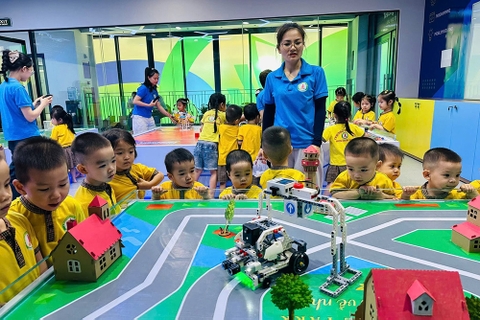 Trường Mầm Non Happy Montessori Vinh