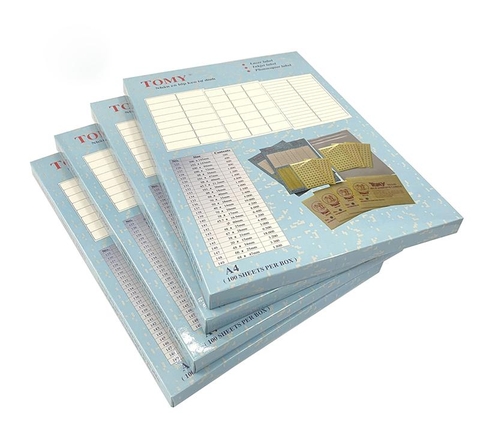 Giấy nhãn Tomy A4 No.136 – 70 × 35mm (24 tem/tờ, hộp 100 tờ)