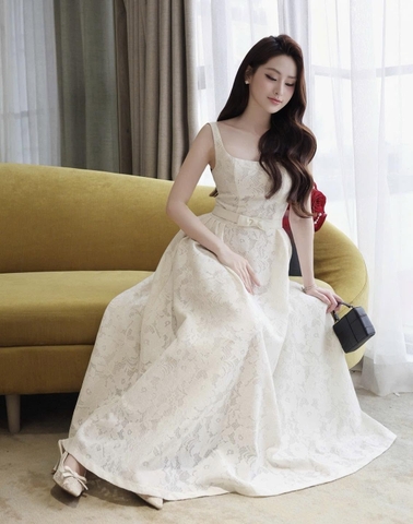 VT trắng kem 2 dây ren hoa đính nơ eo