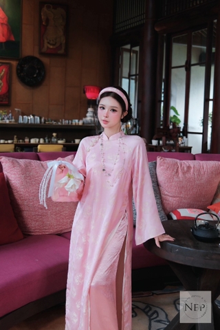 AD hồng gấm lụa 4 tà lót lụa thạch anh (quần hồng lụa thạch anh NP) CS1