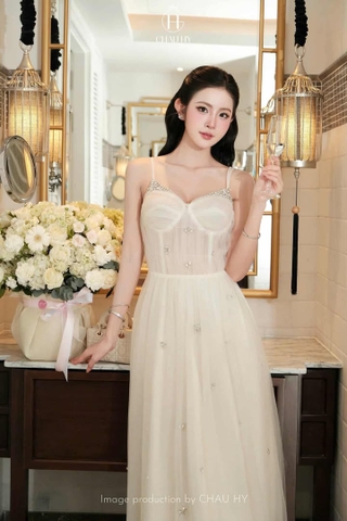 VT trắng kem ren lưới 2 dây đính đá ngực (kèm voan)