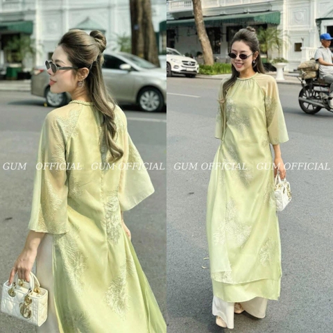 AD xanh lá cổ tròn tết thêu hoa cúc