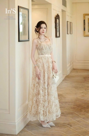 VT trắng ren lót be 2 dây đính nơ eo