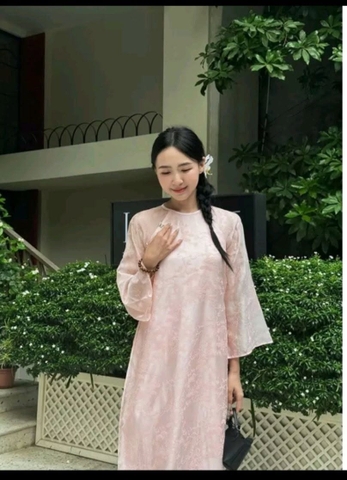 AD hồng diễm châu ht in nổi cổ tròn