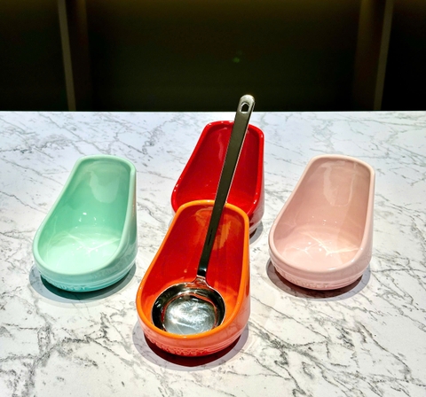 Gác muôi Le Creuset màu xanh mint