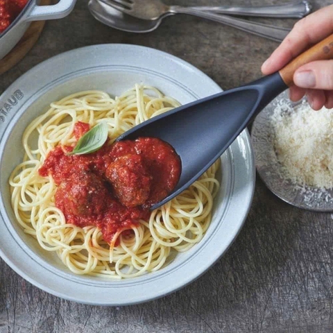 MUÔI LƯỠI DÀI STAUB SỐ 6