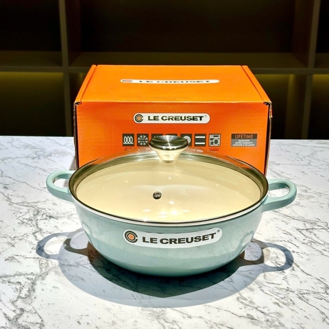 NỒI GANG SÂU LÒNG LE CREUSET SEA SALT 24CM NẮP KÍNH