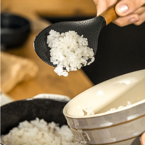 MUÔI XỚI CƠM STAUB SỐ 9