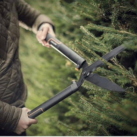 KÉO CẮT HÀNG RÀO FISKARS 60CM