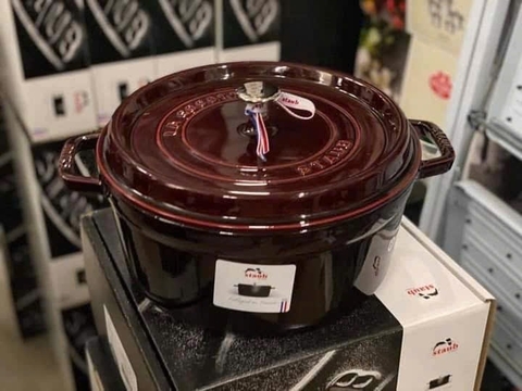 NỒI GANG STAUB GRENADINE MÀU ĐỎ MẬN
