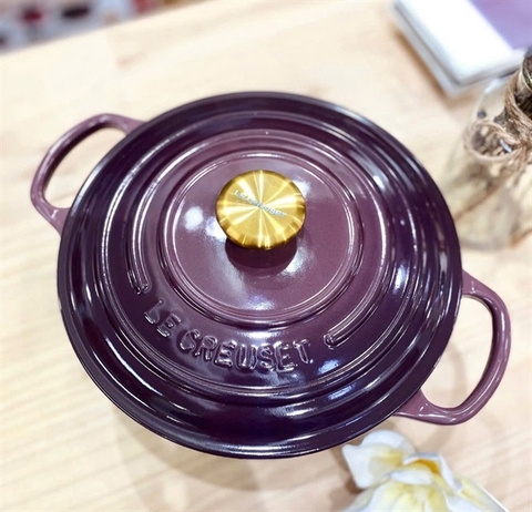 NỒI GANG LE CREUSET FIG 20CM MÀU TÍM