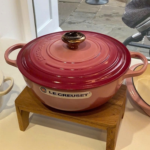 NỒI GANG SÂU LÒNG LE CREUSET MARMITE BERRY 24CM