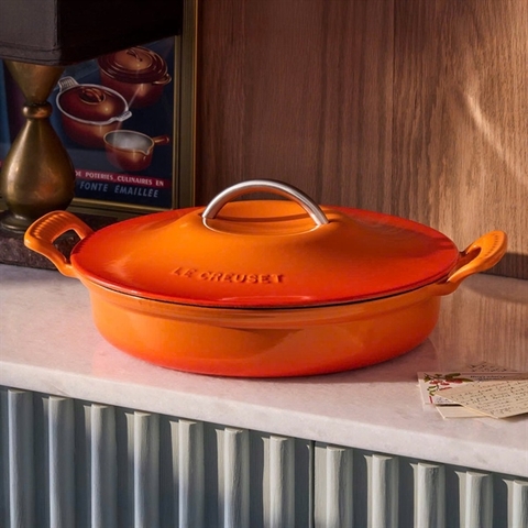 Chảo gang Le Creuset Modern Heritage 28cm màu cam