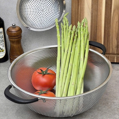 RỔ INOX LIỀN KHỐI 2 TAY CẦM CÓ CHÂN KAIYO 28CM/25,5CM