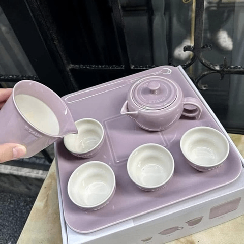 BỘ TRÀ KÈM KHAY STAUB MÀU TÍM