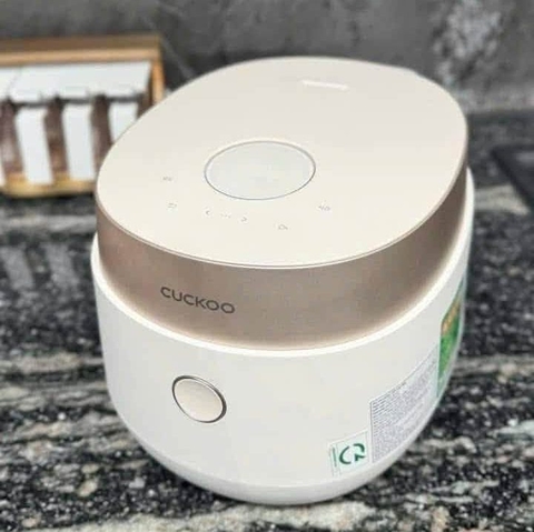 NỒI CƠM CUCKOO CR-0675F 1L TRẮNG