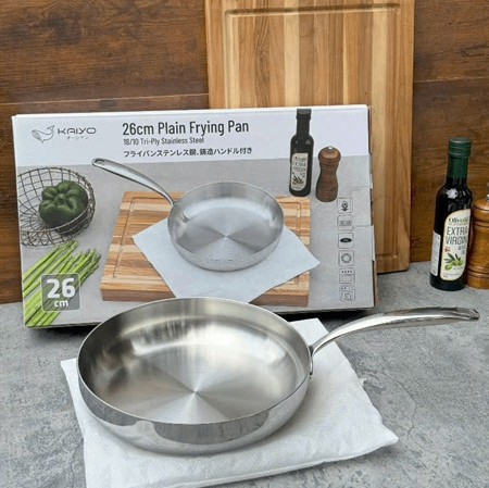 Chảo đúc inox 3 lớp đáy liền Tri-ply Kaiyo, dáng cạn size 26cm