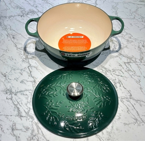 Nồi gang sâu lòng Le creuset Marmite Olive Artichaut 28cm