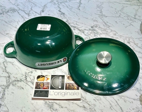 Nồi gang sâu lòng Le Creuset marmite màu artichaut 22cm