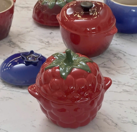 Set 4 thố củ quả Le Creuset