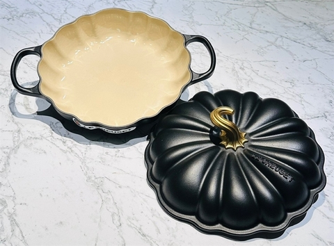 Nồi chảo bí ngô Le Creuset 28cm đen