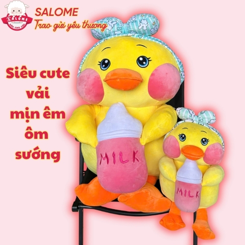 Gấu Bông Vịt Má Hồng Ôm Bình Sữa