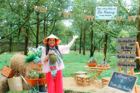 Trải Nghiệm Sầu Riêng Hữu Cơ Chín Tự Nhiên Tại Nông Trại Bà Hoàng Long Khánh
