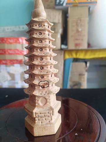 Tháp văn xương gỗ đào