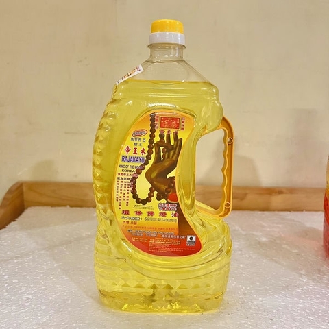 Dầu Lưu Ly Cát Tường 1 Lít [thực 0.7 lít],2Lít [thực 1.6 lít nặng 1kg ]