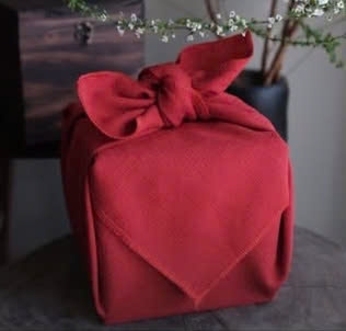 Đóng gói Furoshiki