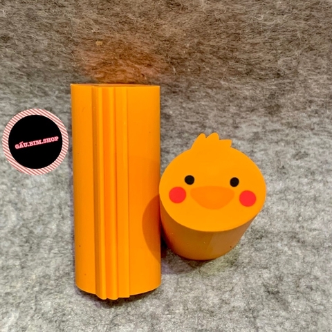 Gôm, tẩy dài 5cm, đường kính 2cm có nhiều mẫu mã đặc sắc