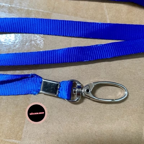 Dây đeo thẻ tên ( chất liệu: lụa 1cm đầu móc săt xoay)