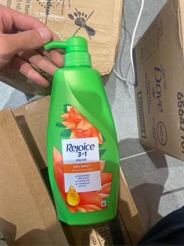 Dầu gội Rejoice siêu mượt 630g