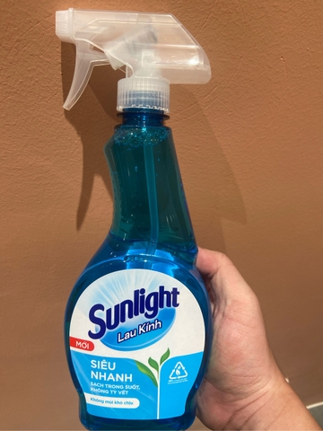Nước lau kính Sunlight