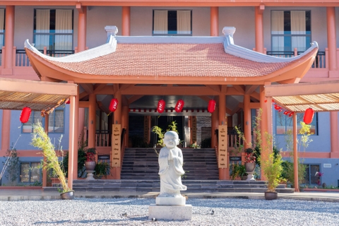 Ngôi Làng Thiền Ẩn Mình Giữa Mây Ngàn Cách Hà Nội 2 Giờ Di Chuyển