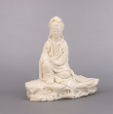 Tượng Quan Âm ngồi mây