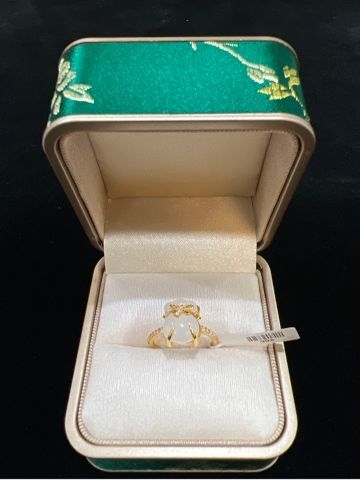 Nhẫn túi bọc charm