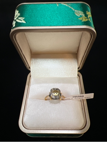 Nhẫn túi bọc charm