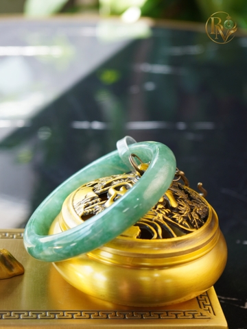 Vòng bản Ovan Ngọc Phỉ Thuý ni 58.6 chột 11.6