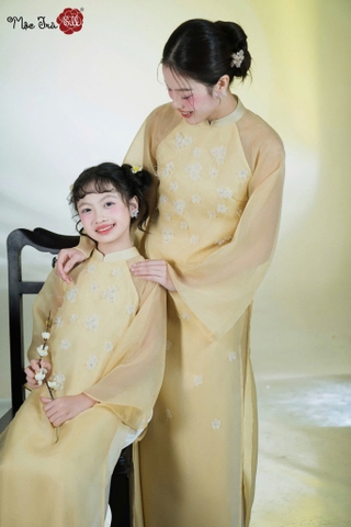 Áo dài Tuyết Mai
