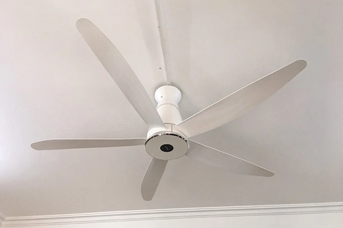 So sánh quạt trần Mitsubishi và Panasonic, KDK để xem thử đâu mới là model phù hợp với bạn nhất!