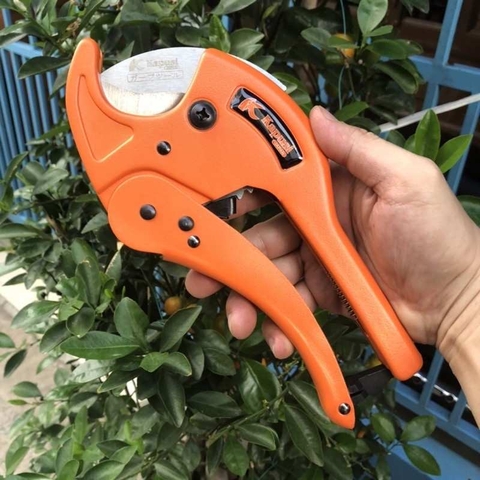 Kapusi K-0231 - Kéo cắt ống