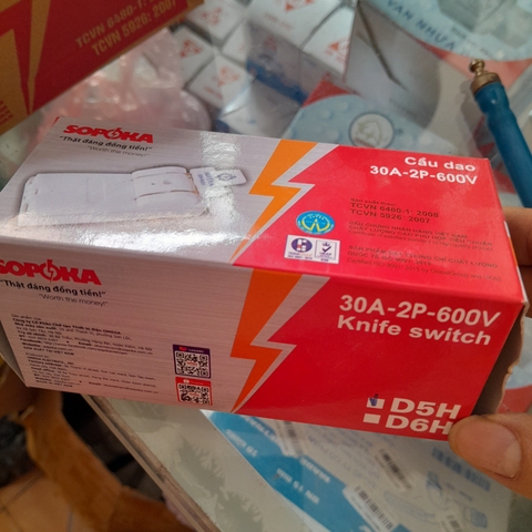 Cầu dao Sopoka 30A - 2P cực đúc D5H