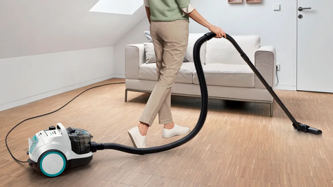 Máy hút bụi có dây Bosch BGS21WHYG Serie 4